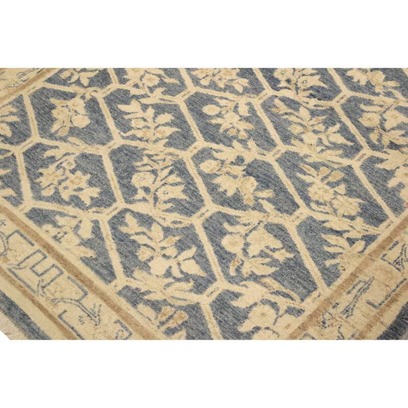 Hexagonal Trellis Floral Hand-Knotted Wool Area Rug