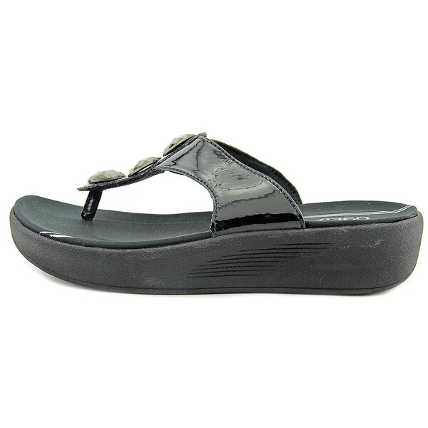 easy spirit flip flop sandals