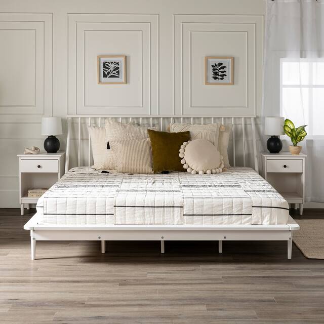 Carson Carrington Blaney Solid Wood Spindle Platform Bed - White - King