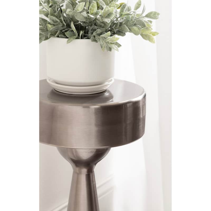 Kate and Laurel Solbrett Metal Table