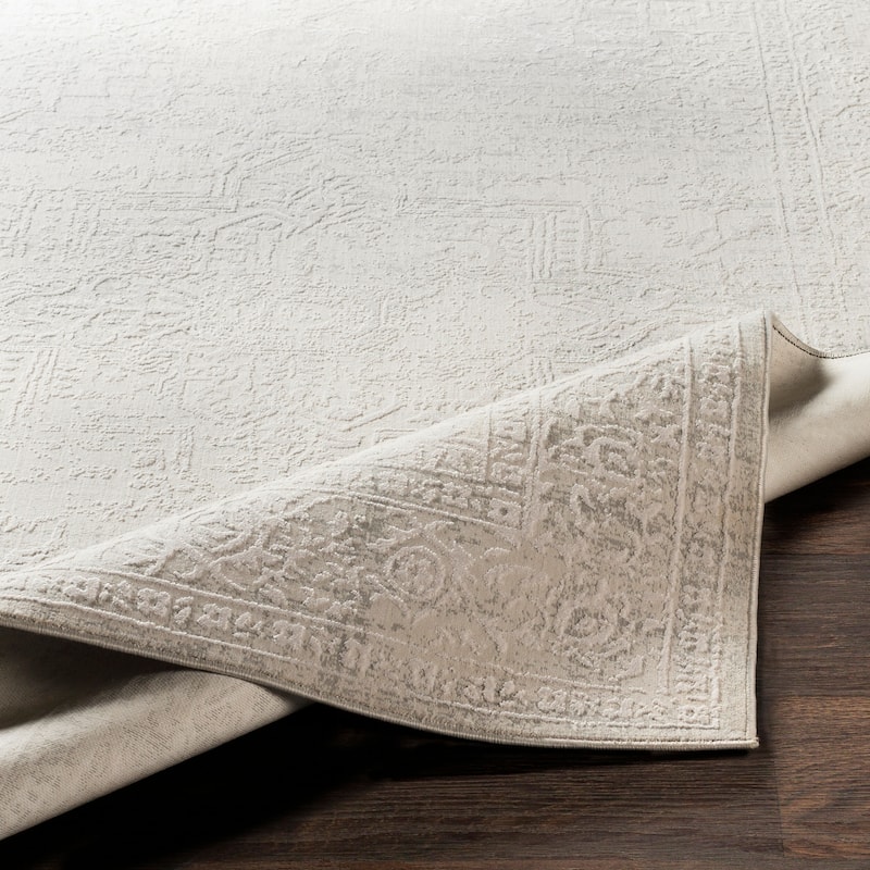 Livabliss Traditional Aisha Medallion Area Rug