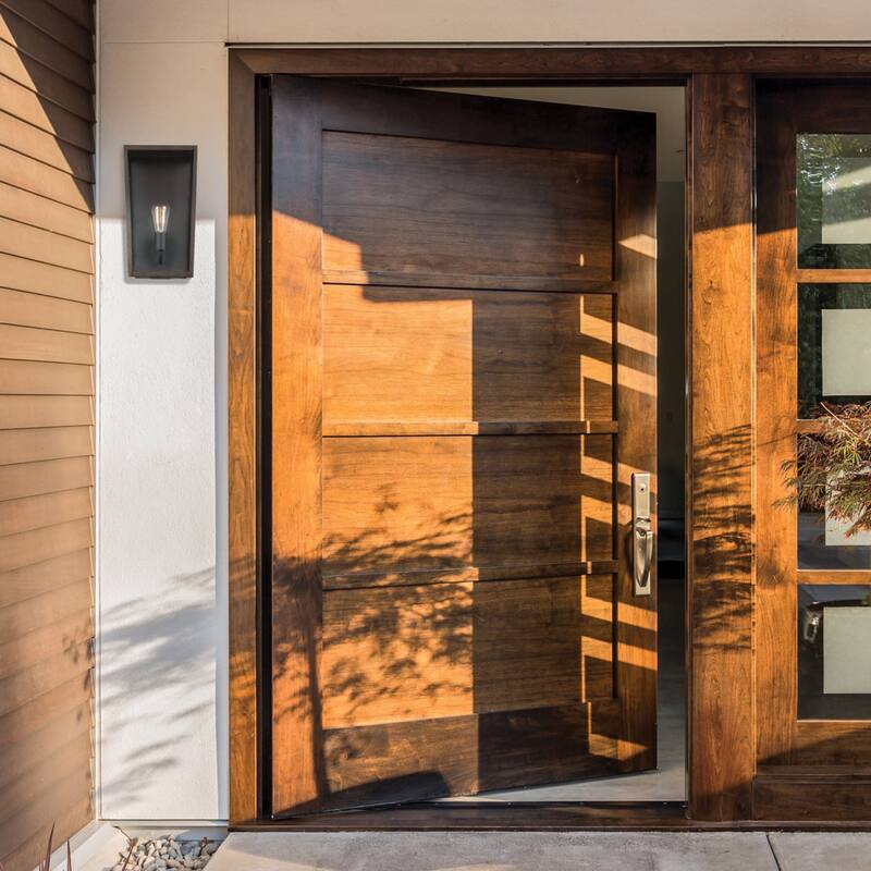 Bellevue GEWS52102 Skyward 16" Tall Outdoor Wall Sconce