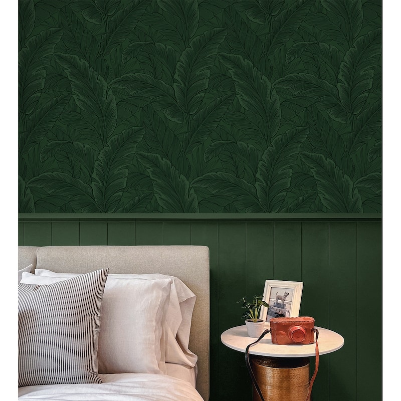 Seabrook Designs Gulf Tropical Leaves Non-Woven Unpasted Wallpaper