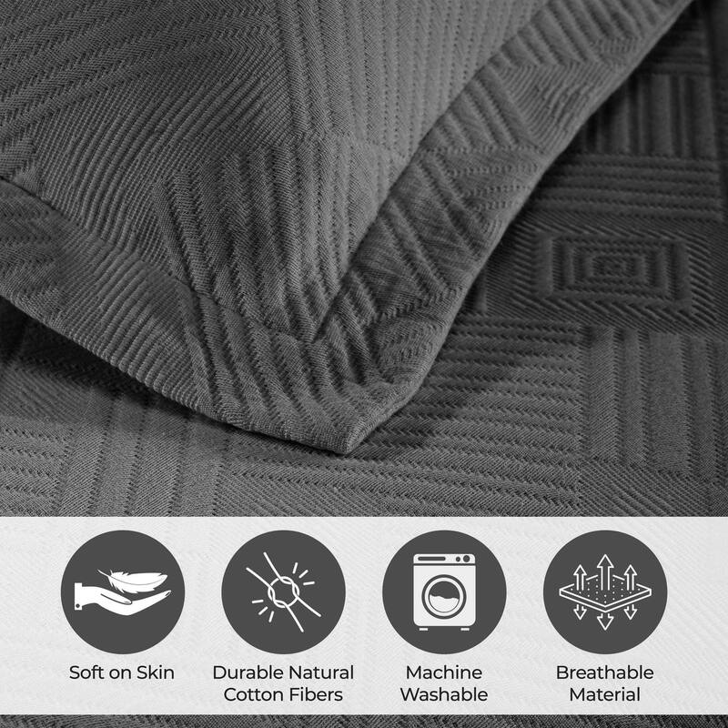Superior Geometric Fret Cotton Decorative Bedspread Set