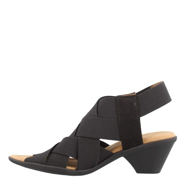 comfortiva farrow sandal