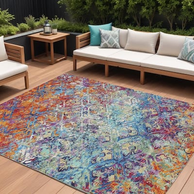 HomeRoots Geometric Transitional Rectangle Outdoor Rug