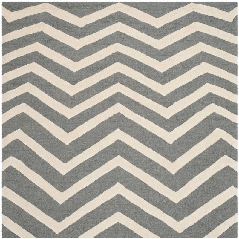 SAFAVIEH Handmade Cambridge Terttu Chevron Wool Rug - 6' Square - Dark Grey/Ivory