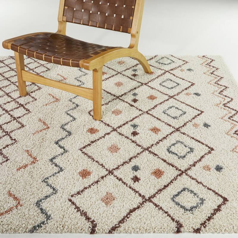 Catrin Diamond Trellis Shag Area Rug