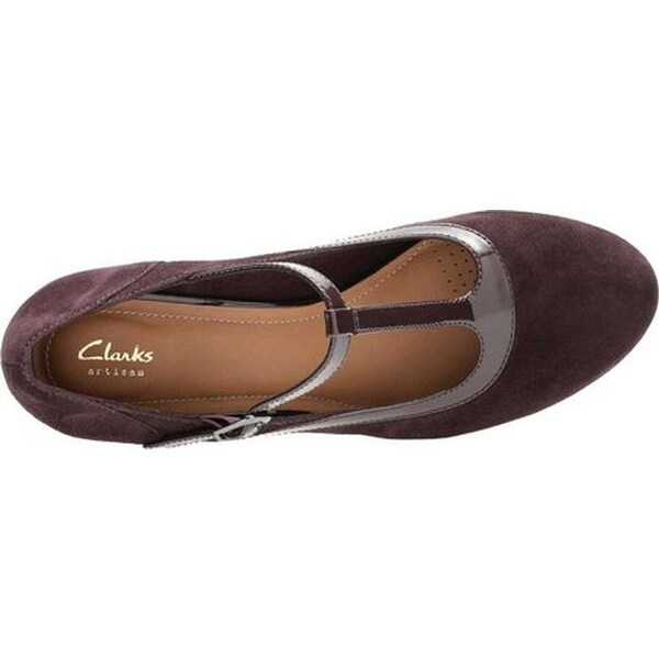 clarks chorus pitch shoes