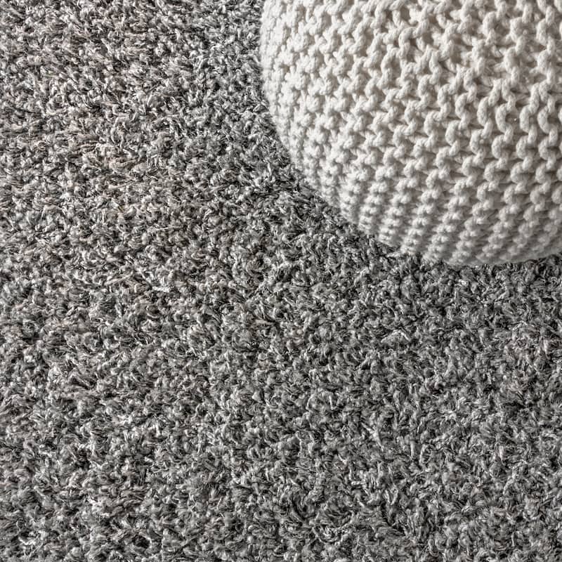 JONATHAN Y Modern Shag Plush Tassel Area Rug