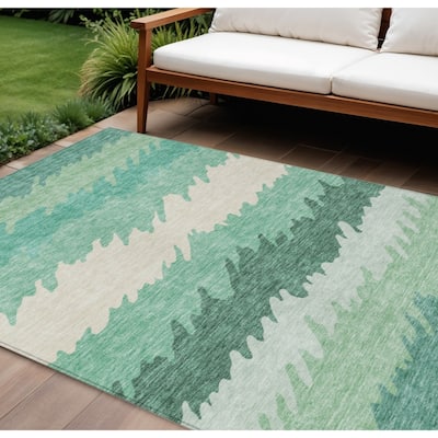 HomeRoots Striped Transitional Rectangle Outdoor Rug