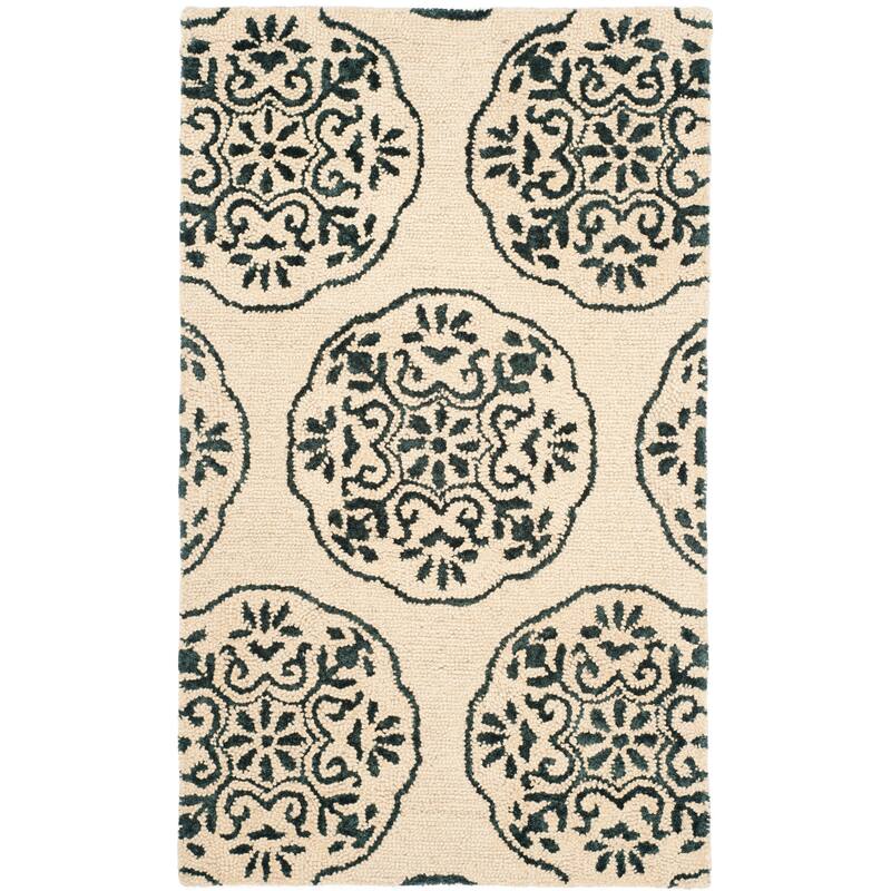 SAFAVIEH Handmade Bella Abygaelle Modern Floral Wool Rug