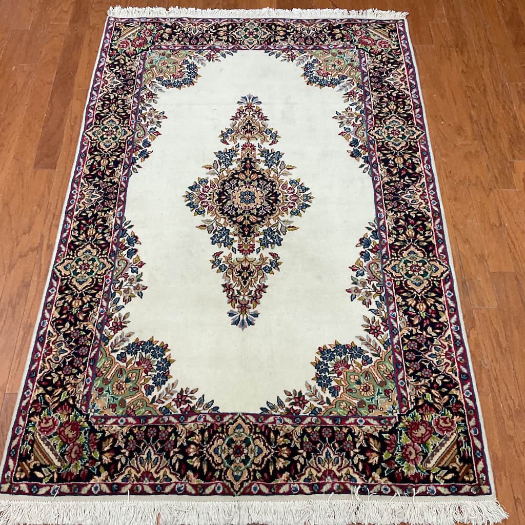 HERAT ORIENTAL Handmade Kirman Wool Rug - 4' x 6'