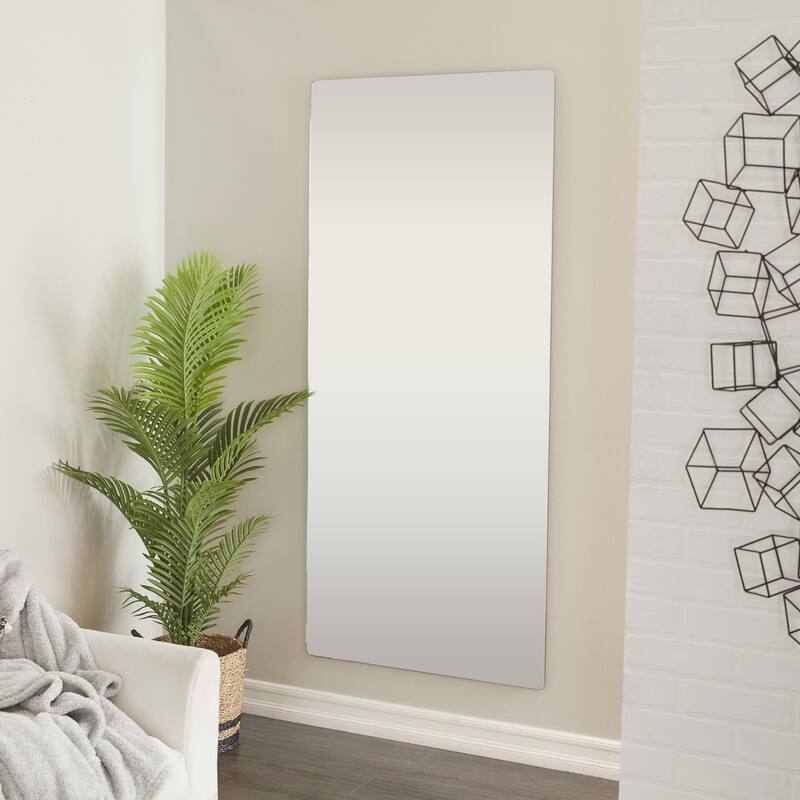 CosmoLiving by Cosmopolitan Silver Metal Room Wall Mirror