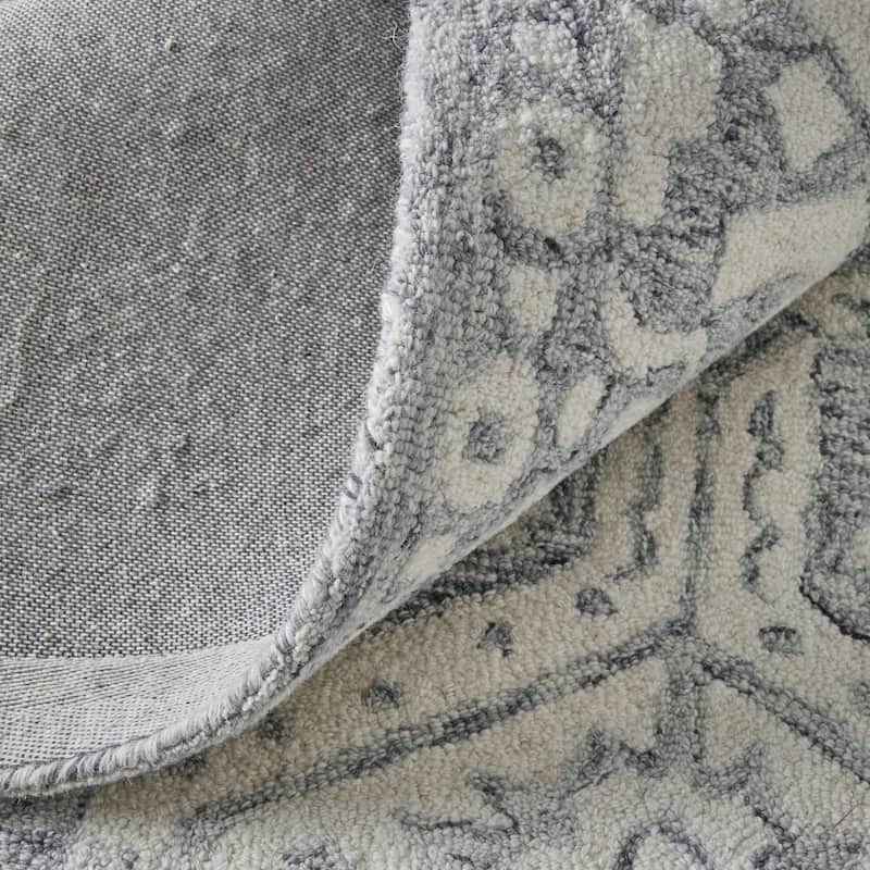 Natal R8A27 Geometric Traditional Area Rug