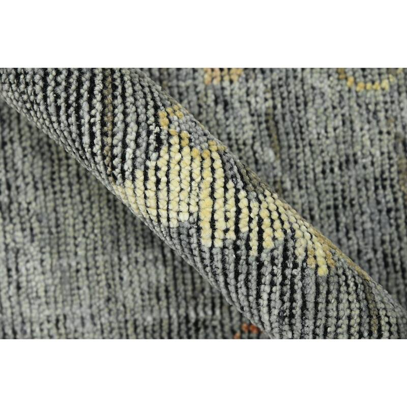 Jwell Bressa Transitional Floral Hand-Knotted Area Rug