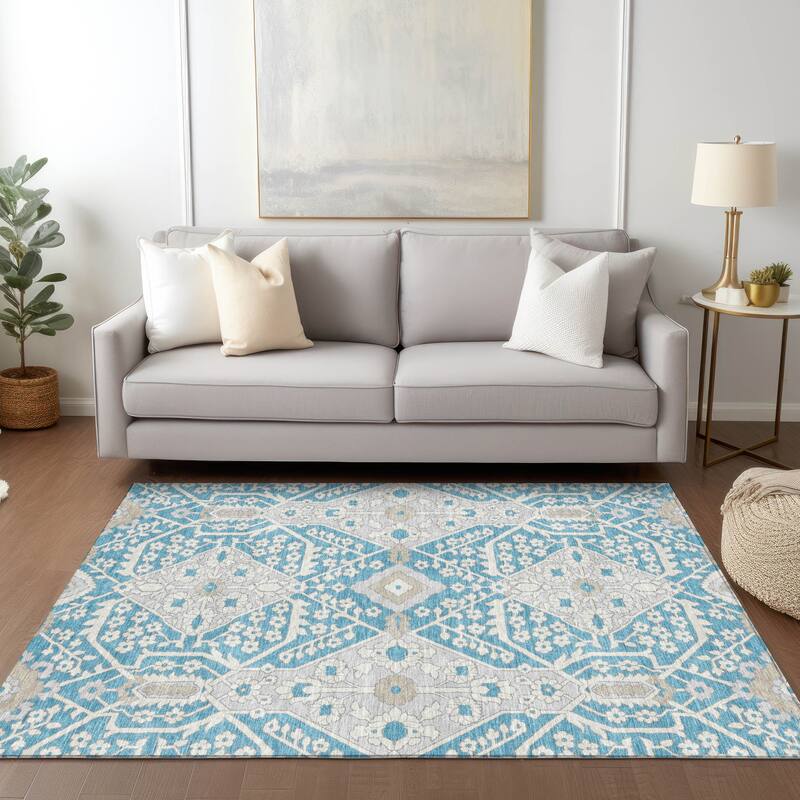 Machine Washable Indoor/ Outdoor Chantille Traditional Medallion Rug