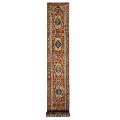 Hand Knotted Red Heriz with Wool Oriental Rug (2'8" x 20') - 2'8" x 20'