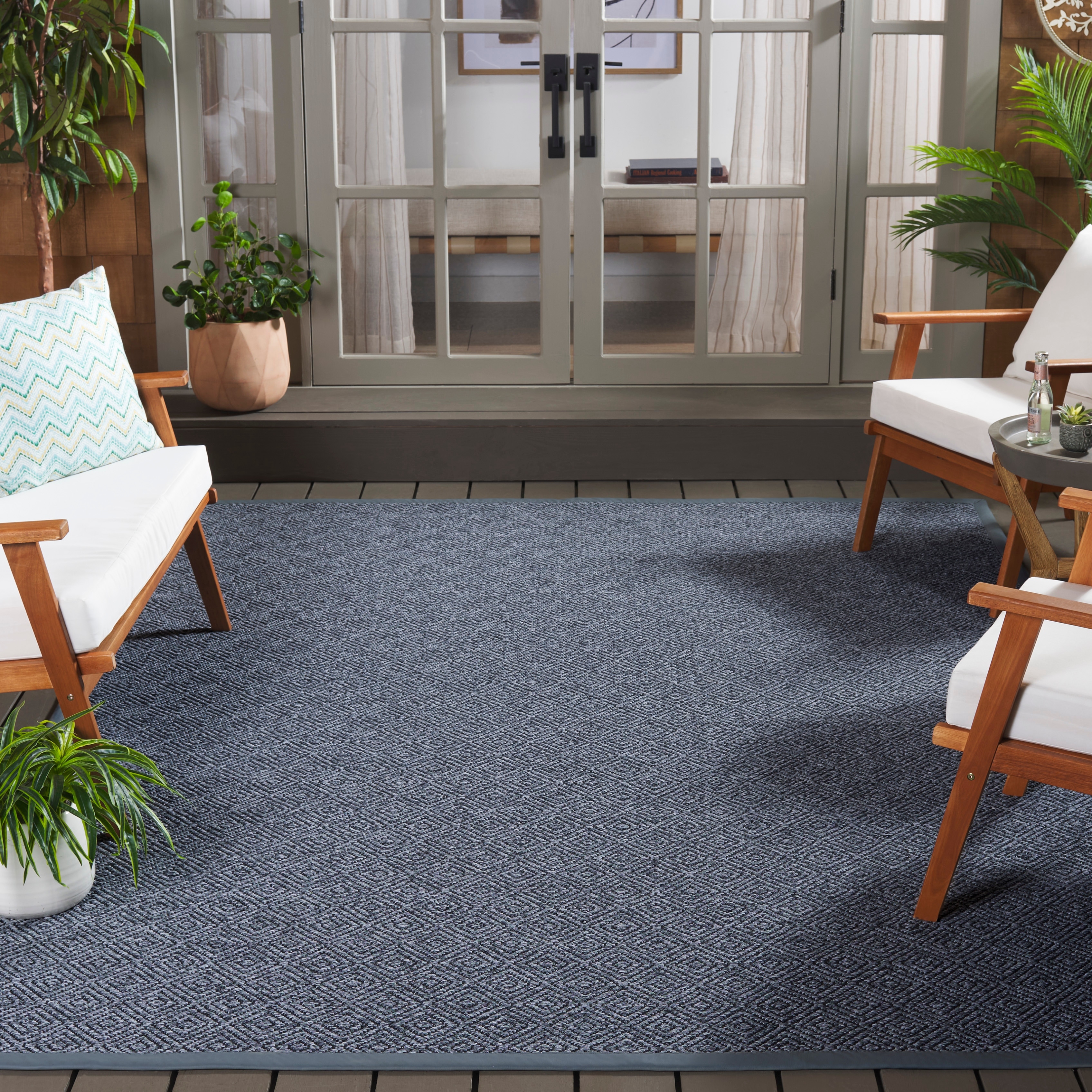 SAFAVIEH Napa Faux Sisal Winny Washable Indoor/Outdoor Rug - Weather Resistant & Easy Cleaning