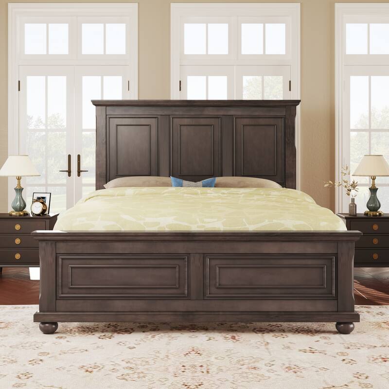Traditional Town and Country Style Pinewood Mansion King Bed