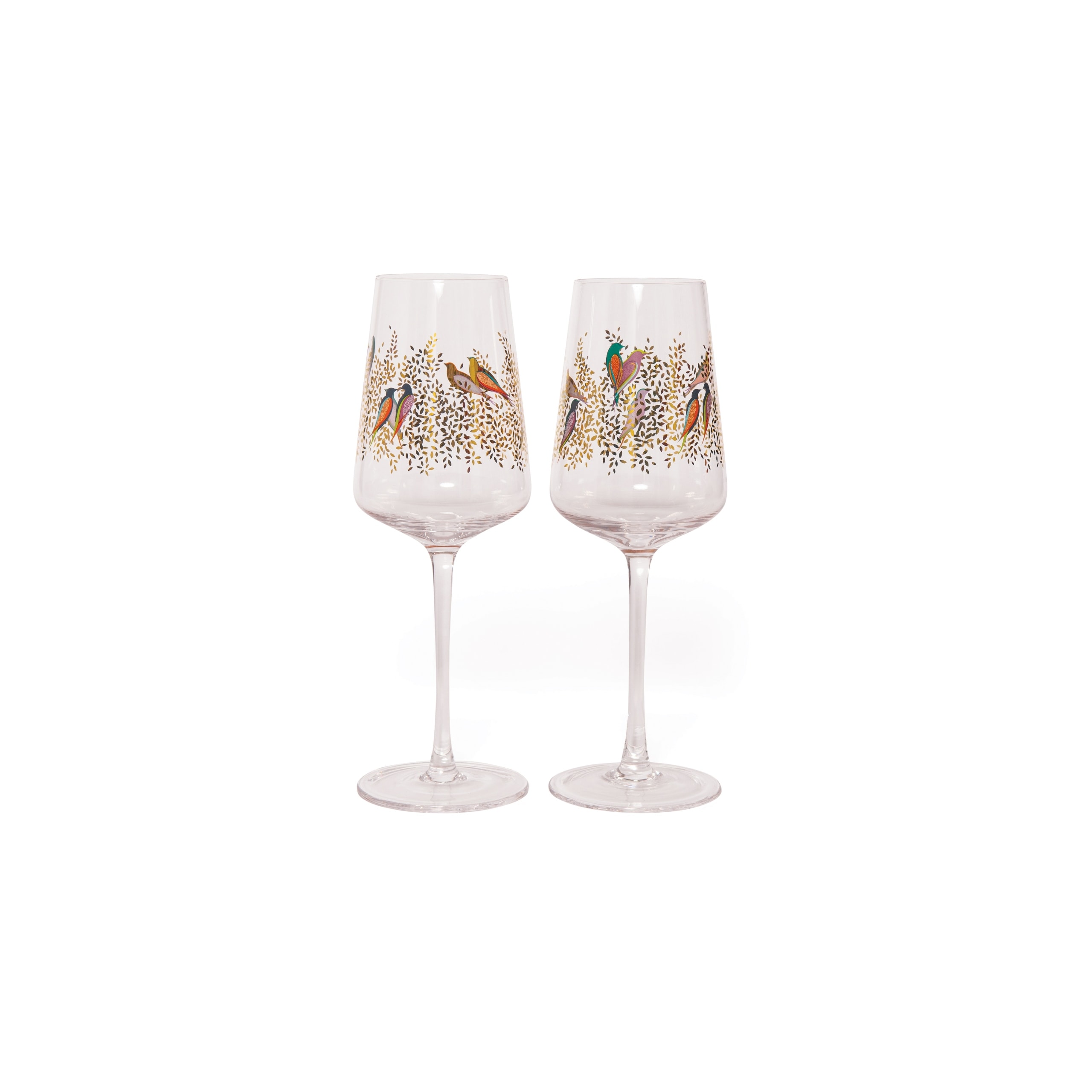 Pair of White Handblown Wine Glasses with Spiral Motifs - Luxury