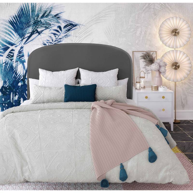 Carson Carrington Ytterhult Velvet Bed