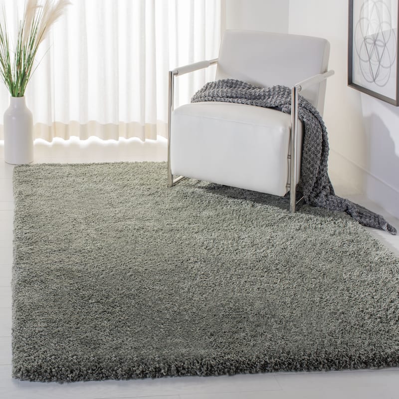 SAFAVIEH Royal Shag Soffia 2-inch Thick Rug - 4'  x  6' - Green - Rectangle