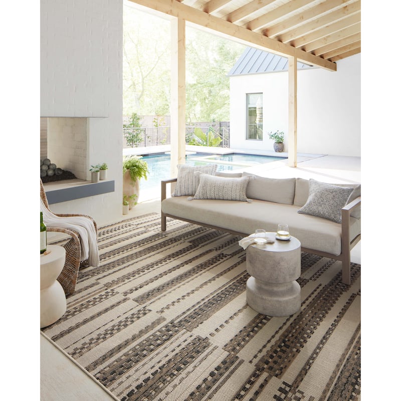 Alexander Home Renee Modern Stripe Indoor / Outdoor Rug - 11'-6" x 15'