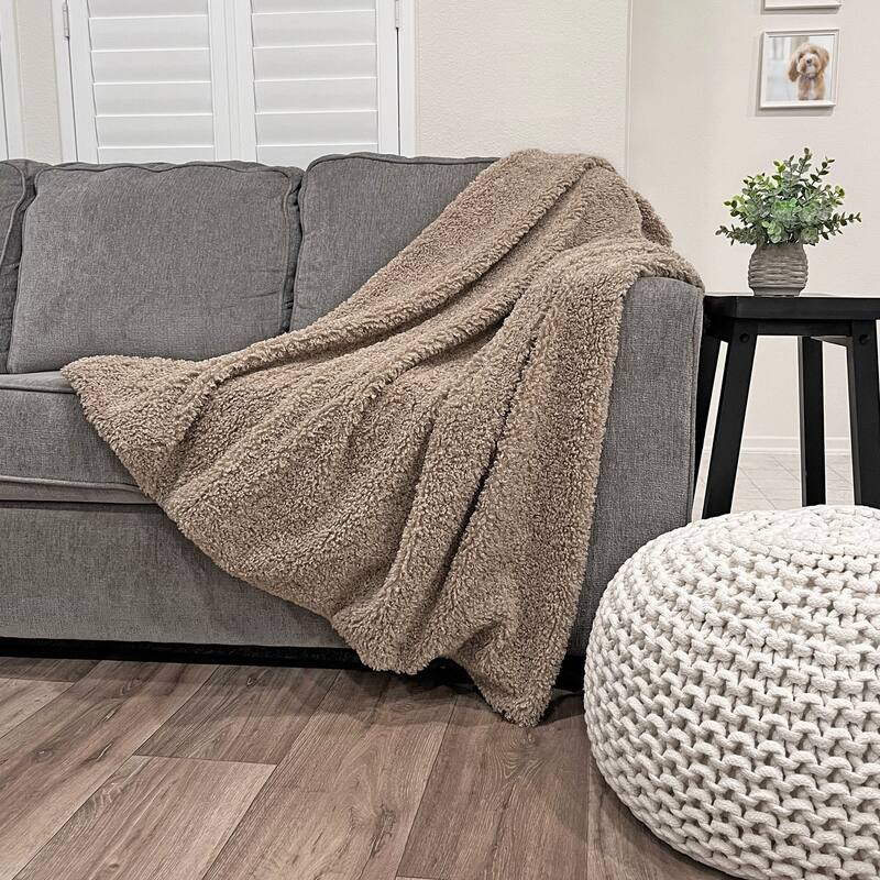 The Mood Teddy Plush Throw - Tan