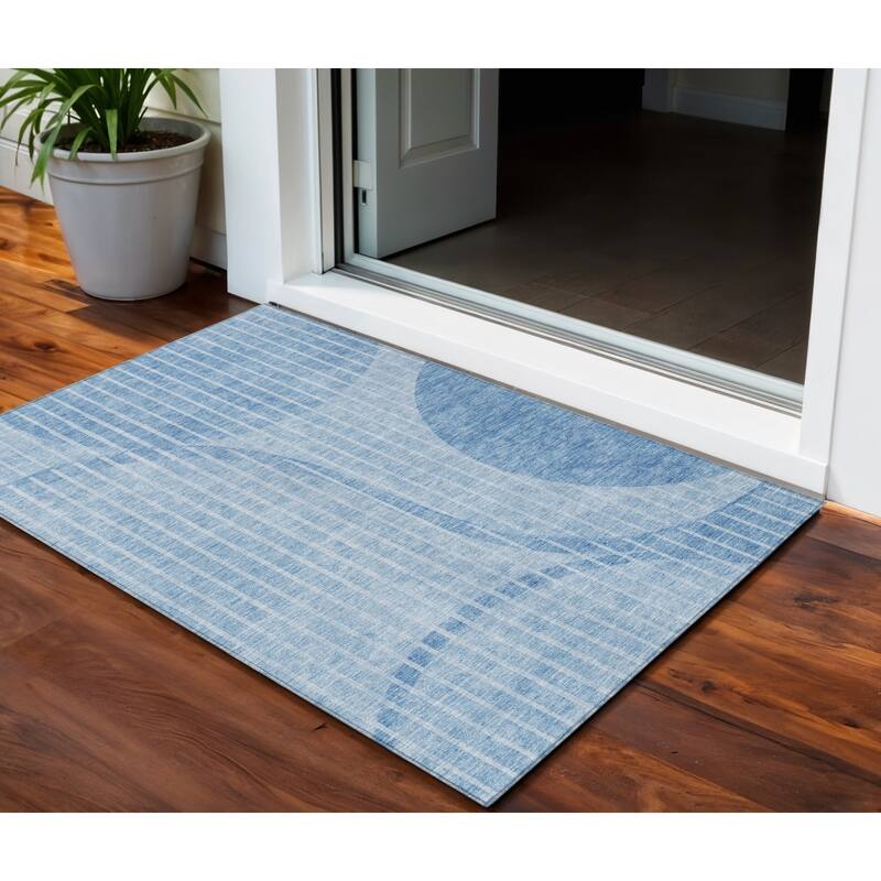 HomeRoots Striped Transitional Rectangle Outdoor Rug - 3' x 5'
