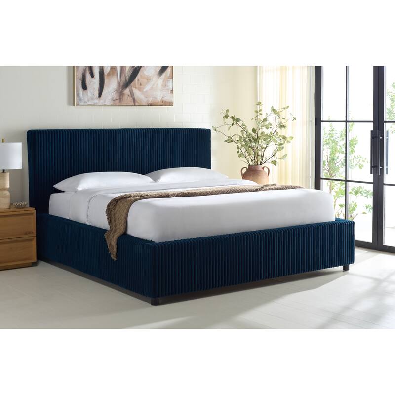 SAFAVIEH Couture Mallika Plush Corduroy Bed.