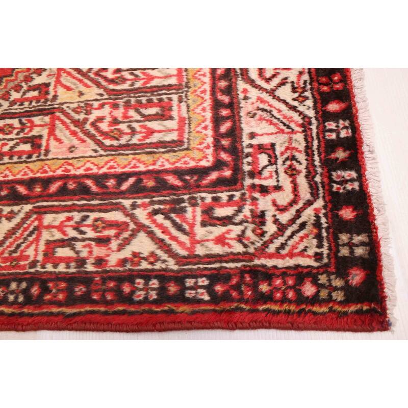 ECARPETGALLERY Hand-knotted Andelz Red Wool Rug - 4'0 x 6'4