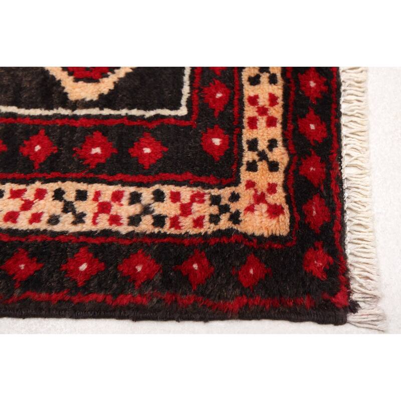 ECARPETGALLERY Hand-knotted Baluch Red Wool Rug - 4'1 x 6'8