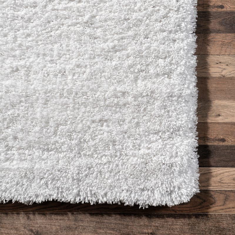 Nuloom Gynel Contemporary Shag Area Rug