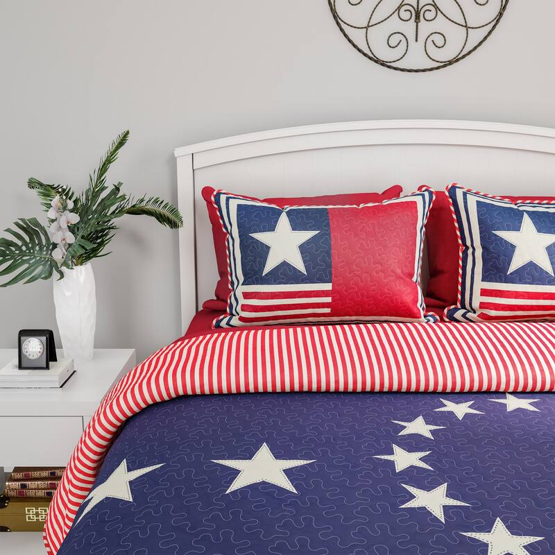 Quilt Set - Glory Bound Microfiber Patriotic Americana Flag Bedspread with Pillow Shams by Windsor Home