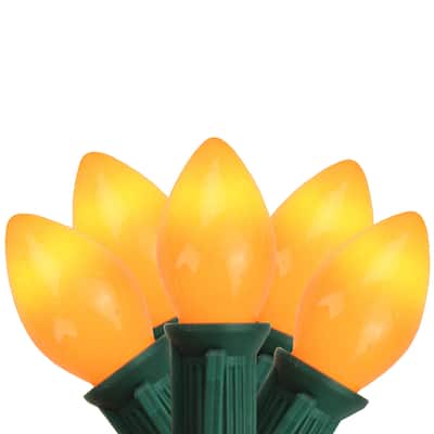 25-Count Opaque Orange C7 Christmas Light Set 24ft Green Wire - 24'