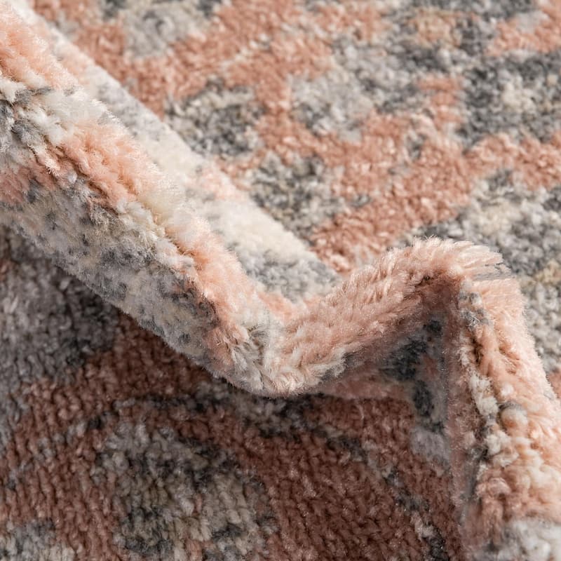 Traditional Taylor Collection Area Rug