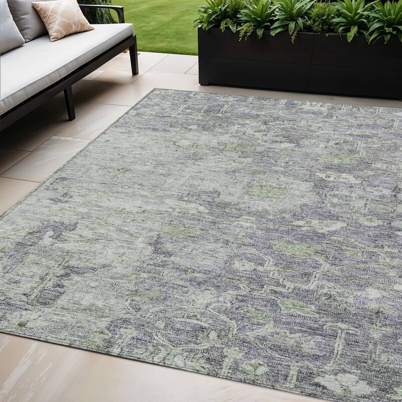 HomeRoots Oriental Traditional Rectangle Outdoor Rug - 5' X 8'