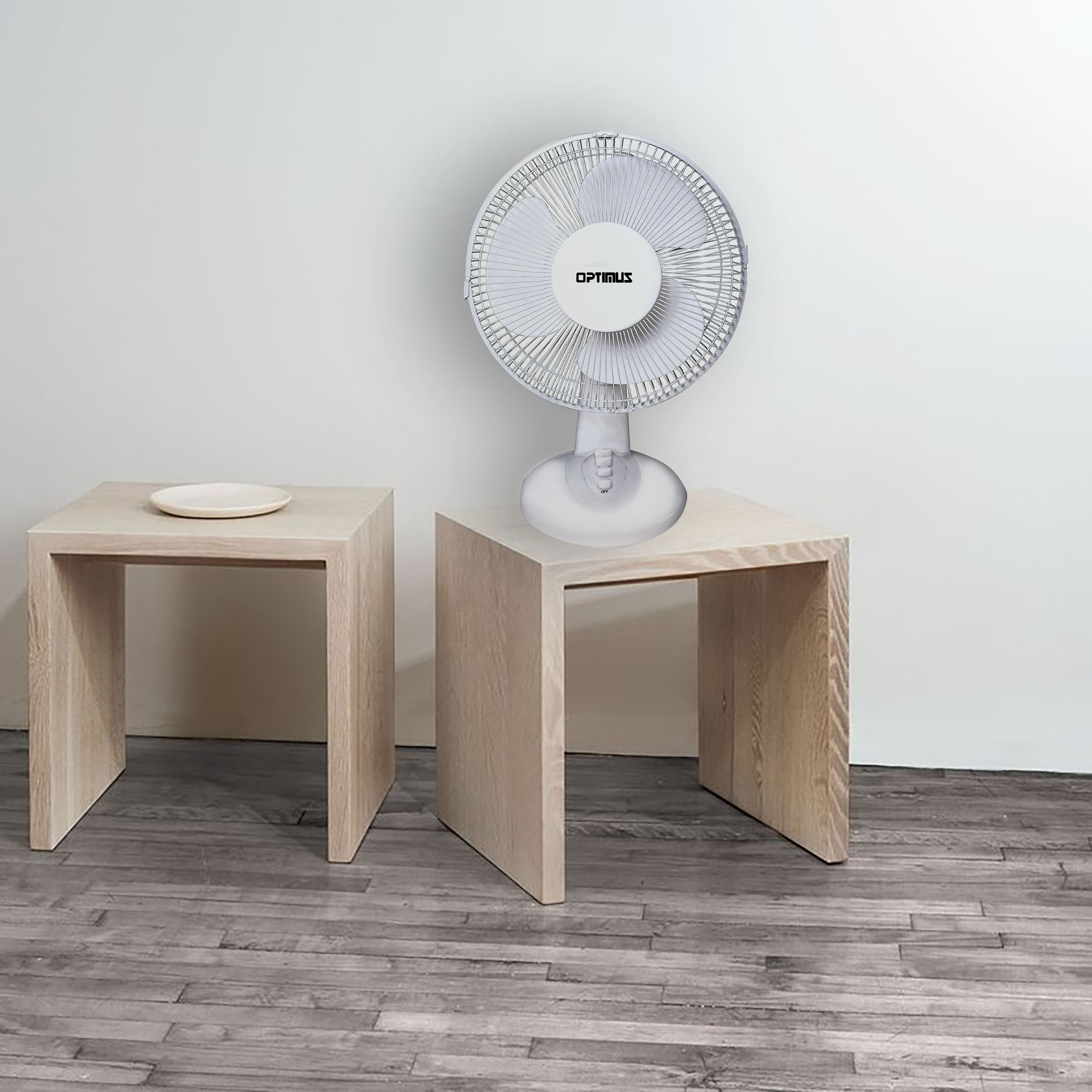 Side outlet table fan