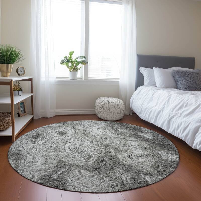Machine Washable Indoor/ Outdoor Chantille Abstract Waves Rug - Silver - 8' x 8'