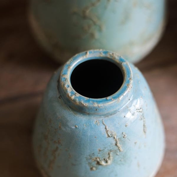Ceramic Wavy Bag Vase
