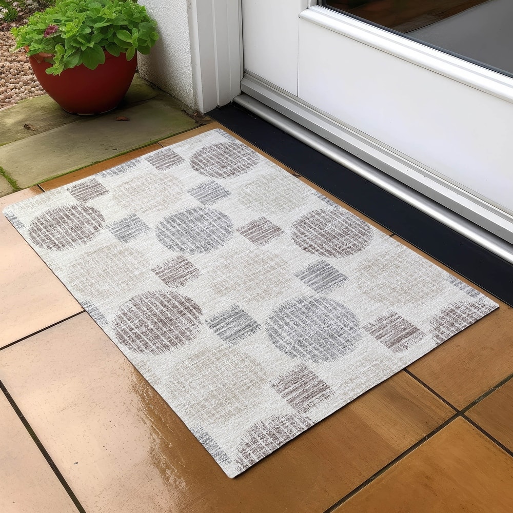 Machine Washable Indoor/ Outdoor Chantille Dotty Contemporary Rug