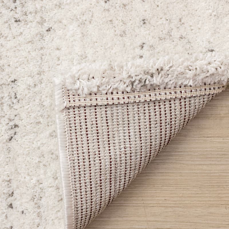 Soft Cream Grey Speckle Indoor Area Rug, 5'3" x 7'7"