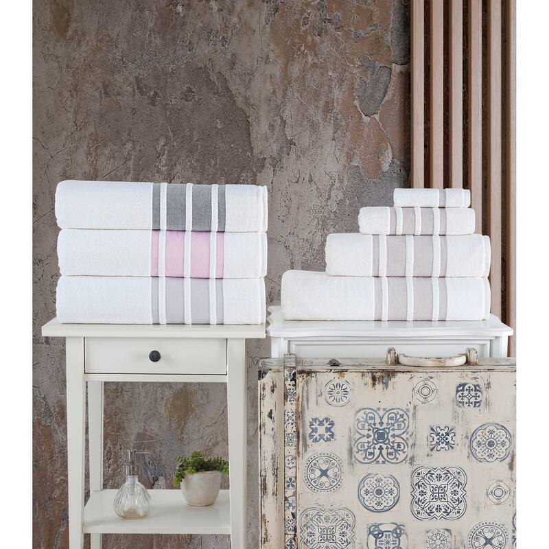 Brooks Brothers Contrast Border Hand Towel