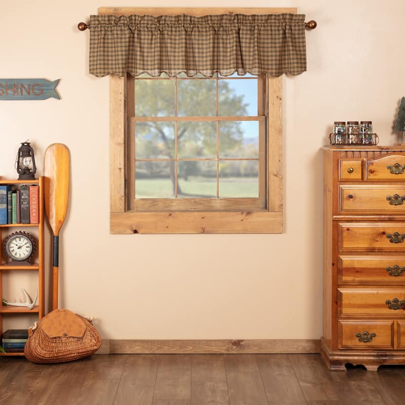Cedar Ridge Valance Scalloped