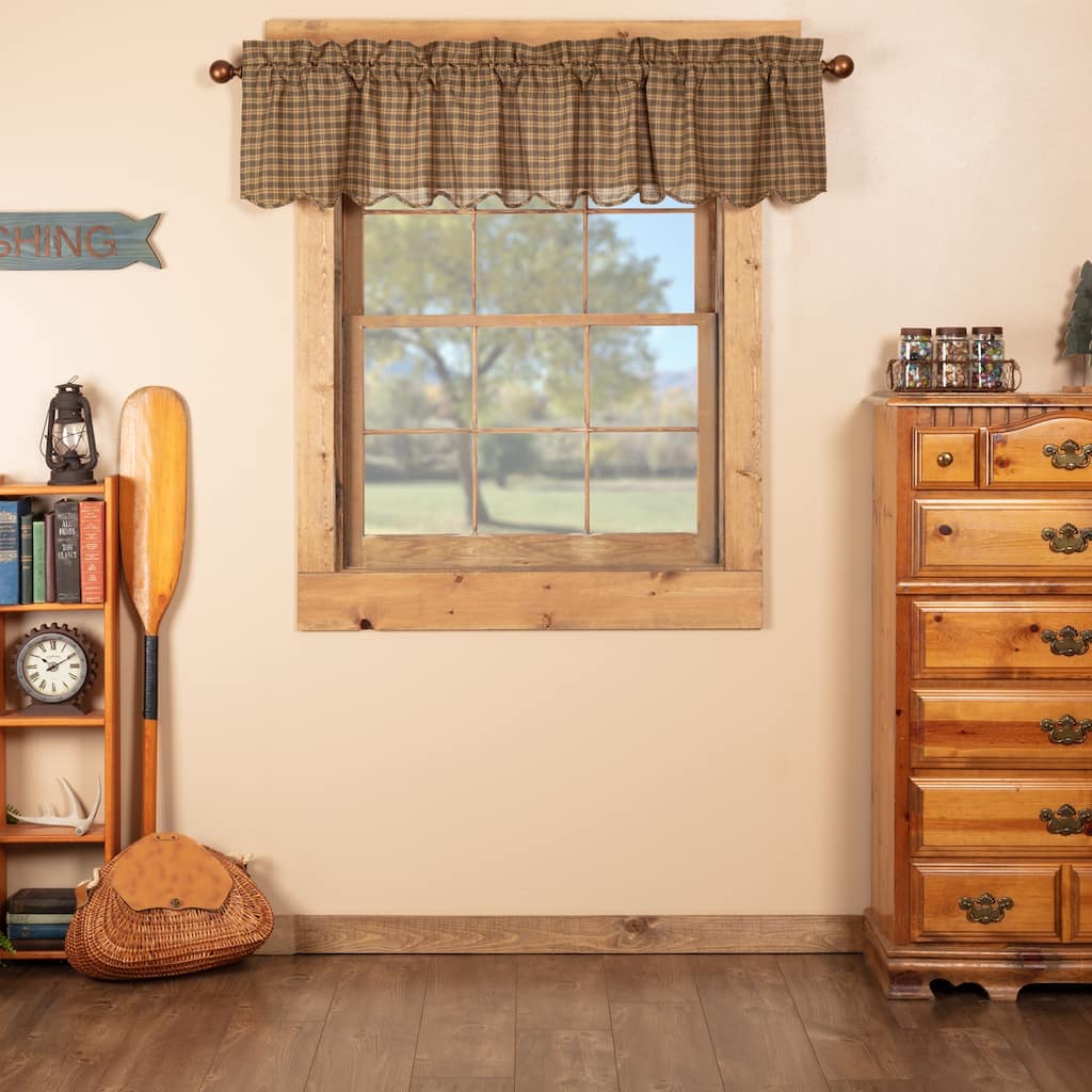 Cedar Ridge Valance Scalloped
