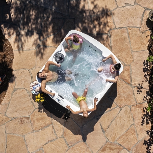Lifesmart LS550 Plus 5-Person Spa, 65 Jets, Full Foam Insulation