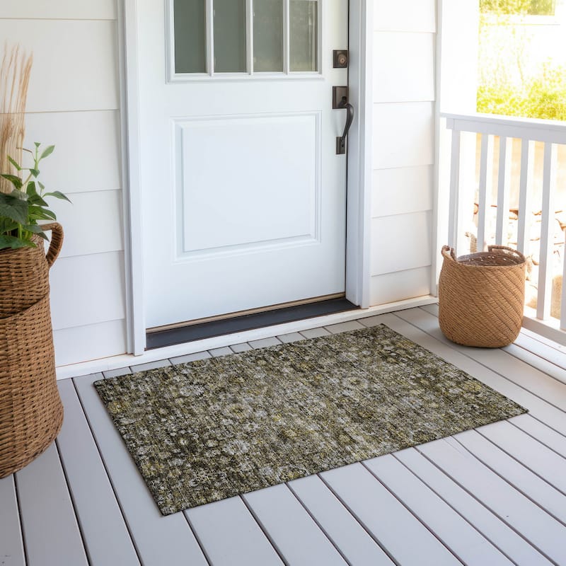 Machine Washable Indoor/ Outdoor Chantille Traditional Vintage Floral Rug