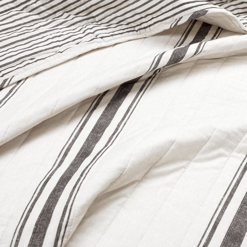Lush Decor Farmhouse Stripe Reversible Cotton Twin-XL 2 Piece Quilt