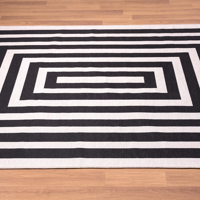 Abani Parker PAR170A Cream Black Rectangles Area Rug